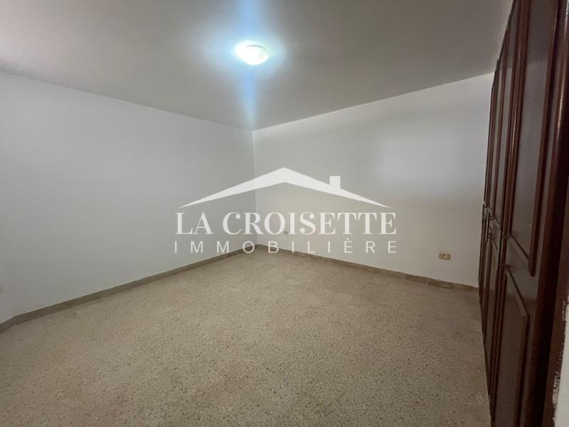 Villa S+3 avec piscine à La Marsa
